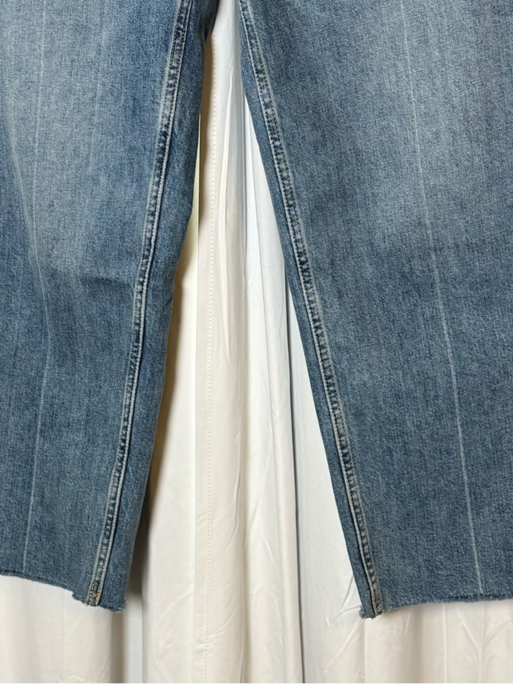 Everlane Way High Jean Distressed Raw Hem High Rise 31 NWT - Picture 10 of 15
